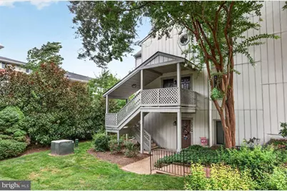 2316 Hunters Run Drive, Reston, VA 20191 - Photo 2
