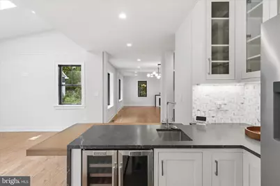 5921 Chesterbrook Road, McLean, VA 22101 - Photo 34