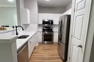 11353 Aristotle Dr, Fairfax, VA 22030 - Photo 10