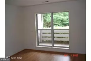 10300 Appalachian Cir, Oakton, VA 22124 - Photo 8