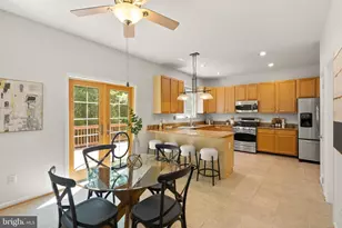 4201 Trumbo Ct, Fairfax, VA 22033 - Photo 10