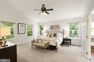 4201 Trumbo Ct, Fairfax, VA 22033 - Photo 14