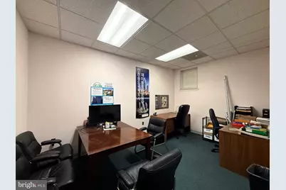 7002 Little River Turnpike #1D, Annandale, VA 22003 - Photo 6