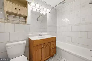 1914 Wilson, McLean, VA 22102 - Photo 16