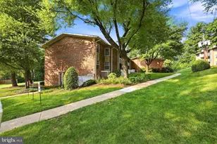 1914 Wilson, McLean, VA 22102 - Photo 2