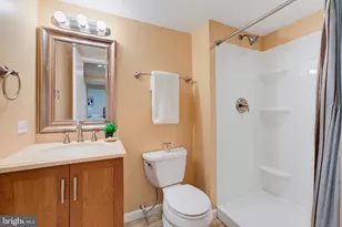 7934 Bubbling Brook Cir, Springfield, VA 22153 - Photo 26
