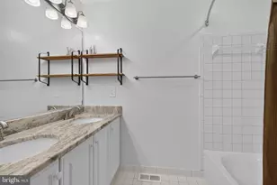 6607 Thackwell Way, Alexandria, VA 22315 - Photo 42