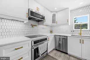 12670 Magna Carta, Herndon, VA 20171 - Photo 16