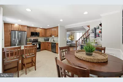 8764 Newington Commons Road, Lorton, VA 22079 - Photo 10