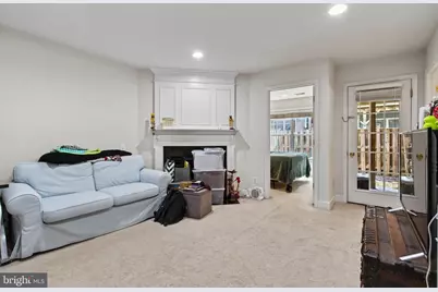 13719 Maple Sugar Lane, Herndon, VA 20171 - Photo 10