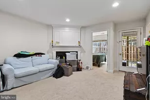 13719 Maple Sugar Ln, Herndon, VA 20171 - Photo 10