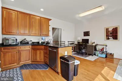 13719 Maple Sugar Lane, Herndon, VA 20171 - Photo 24