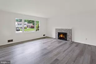 7106 Jayhawk St, Annandale, VA 22003 - Photo 6