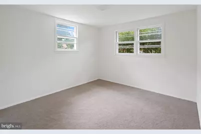 7106 Jayhawk Street, Annandale, VA 22003 - Photo 14