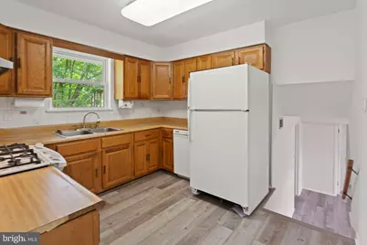 7106 Jayhawk Street, Annandale, VA 22003 - Photo 10