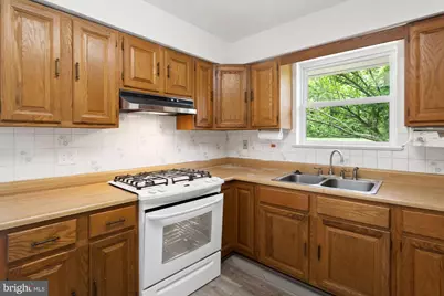 7106 Jayhawk Street, Annandale, VA 22003 - Photo 8