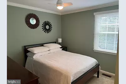 9015 Piney Grove Drive, Fairfax, VA 22031 - Photo 32
