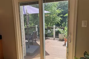 9015 Piney Grove Dr, Fairfax, VA 22031 - Photo 14