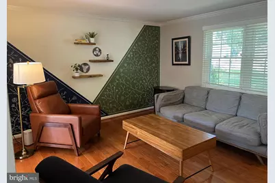 9015 Piney Grove Drive, Fairfax, VA 22031 - Photo 8