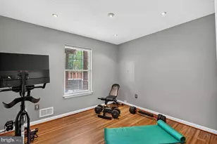 5201 Ballycastle Cir, Alexandria, VA 22315 - Photo 40