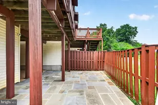 5201 Ballycastle Cir, Alexandria, VA 22315 - Photo 44