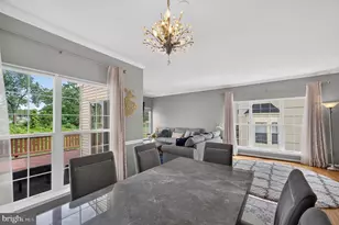 5201 Ballycastle Cir, Alexandria, VA 22315 - Photo 10