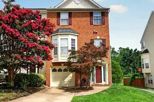 5201 Ballycastle Cir, Alexandria, VA 22315 - Photo 1