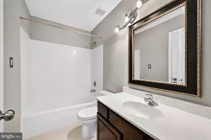5201 Ballycastle Cir, Alexandria, VA 22315 - Photo 36