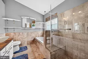 5201 Ballycastle Cir, Alexandria, VA 22315 - Photo 28