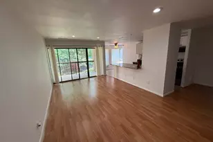 11212 Chestnut Grove Square, Reston, VA 20190 - Photo 10