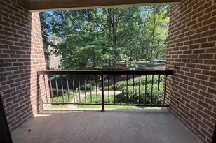 11212 Chestnut Grove Square, Reston, VA 20190 - Photo 14