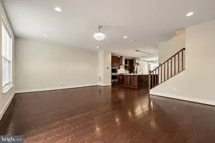 6230 Almerico Pl, Alexandria, VA 22312 - Photo 8