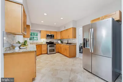7827 Belleflower Drive, Springfield, VA 22152 - Photo 6