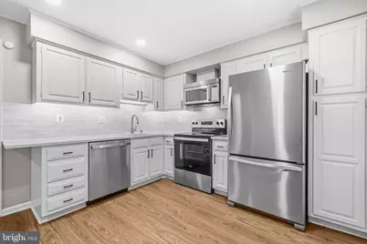 9222 Bailey Lane, Fairfax, VA 22031 - Photo 10