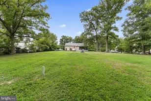 8721 Pohick Rd, Springfield, VA 22153 - Photo 22