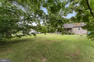 8721 Pohick Rd, Springfield, VA 22153 - Photo 18