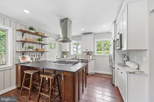 6429 Eppard St, Falls Church, VA 22044 - Photo 4