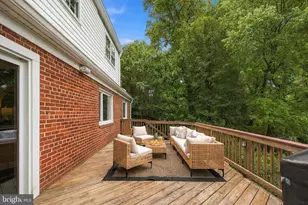 6429 Eppard St, Falls Church, VA 22044 - Photo 30
