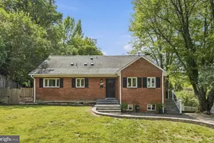 6429 Eppard St, Falls Church, VA 22044 - Photo 1