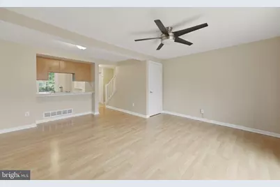 8700 Calvert Cliff Court, Lorton, VA 22079 - Photo 6