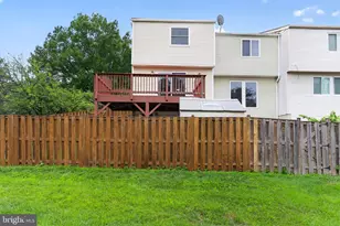 8700 Calvert Cliff Ct, Lorton, VA 22079 - Photo 22