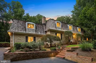 6310 Windpatterns Trail, Fairfax Station, VA 22039 - Photo 2