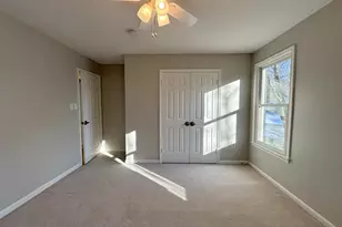 11560 Holly Briar Ln, Great Falls, VA 22066 - Photo 40