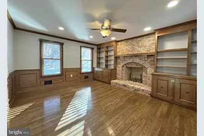 11560 Holly Briar Lane, Great Falls, VA 22066 - Photo 6