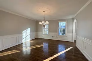 11560 Holly Briar Ln, Great Falls, VA 22066 - Photo 18