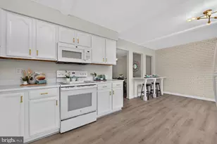 2255 Cedar Ln, Vienna, VA 22182 - Photo 8