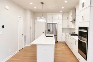 7556 Sawyer Farm Wy, McLean, VA 22102 - Photo 2