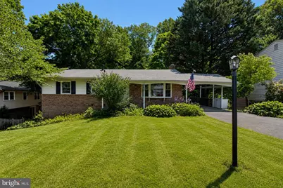 4752 Carterwood Drive, Fairfax, VA 22032 - Photo 2