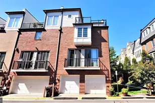9700 Cedar Farm Cir, Fairfax, VA 22031 - Photo 2