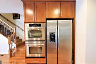9700 Cedar Farm Cir, Fairfax, VA 22031 - Photo 8